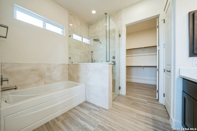 Image 28 of 50 For 313 Firewheel