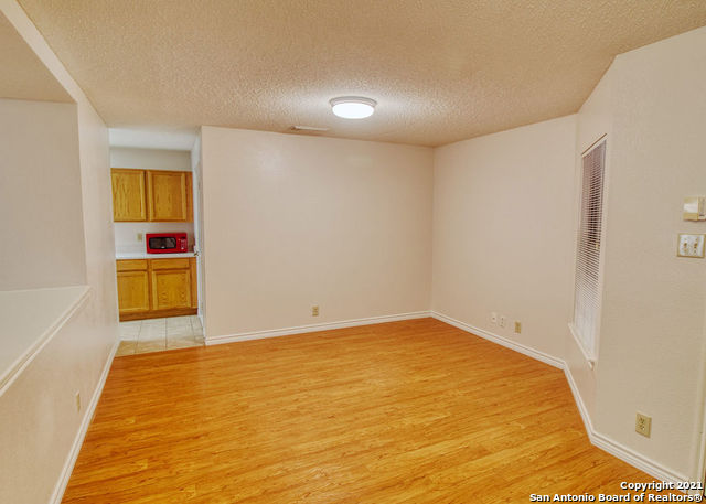 Image 10 of 15 For 13911 Edge Point Dr