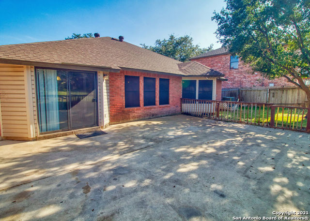 Image 13 of 15 For 13911 Edge Point Dr