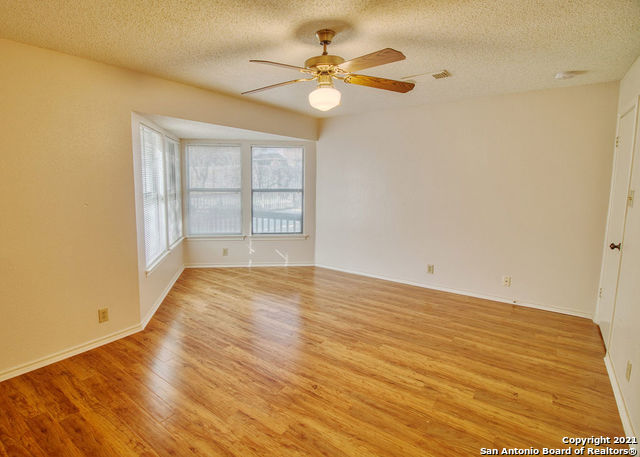 Image 6 of 15 For 13911 Edge Point Dr
