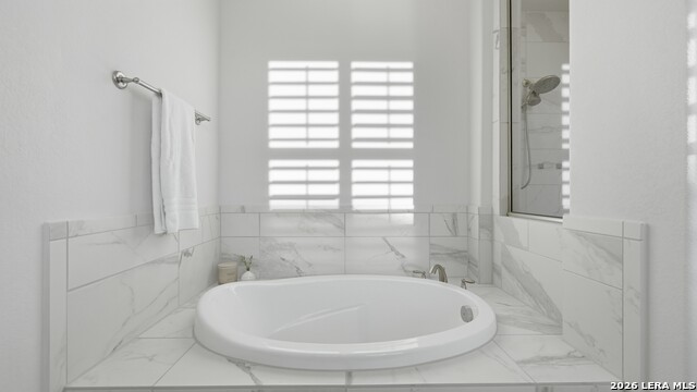 Listing photo id 27 for 1323 Academy Oaks