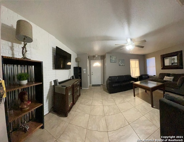 Image 3 of 18 For 54 Basin Elm