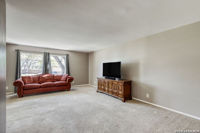 Image 4 of 30 For 1007 Mount Rainier