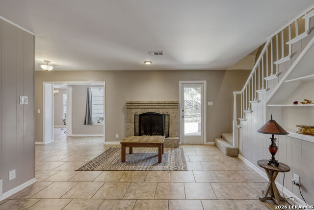 Image 8 of 30 For 1007 Mount Rainier