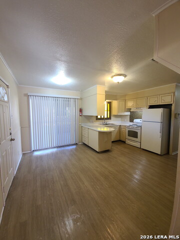 Image 21 of 48 For 5611 Horizon