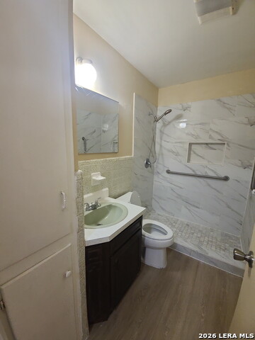 Image 27 of 48 For 5611 Horizon