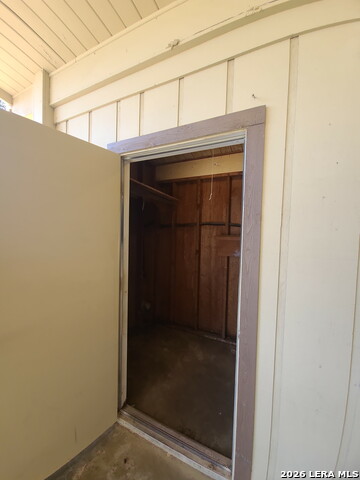 Image 39 of 48 For 5611 Horizon