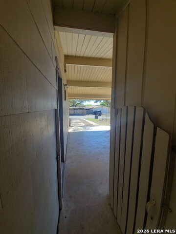 Image 40 of 48 For 5611 Horizon