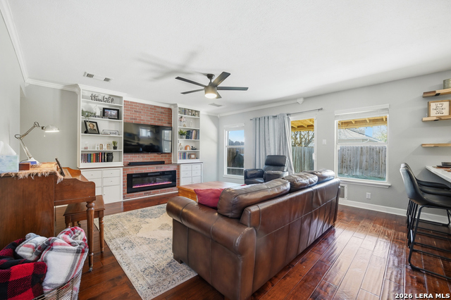 Image 16 of 36 For 7658 Heathridge