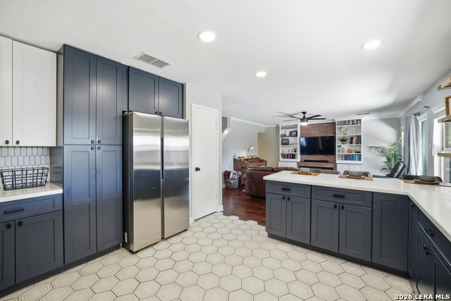 Image 21 of 36 For 7658 Heathridge