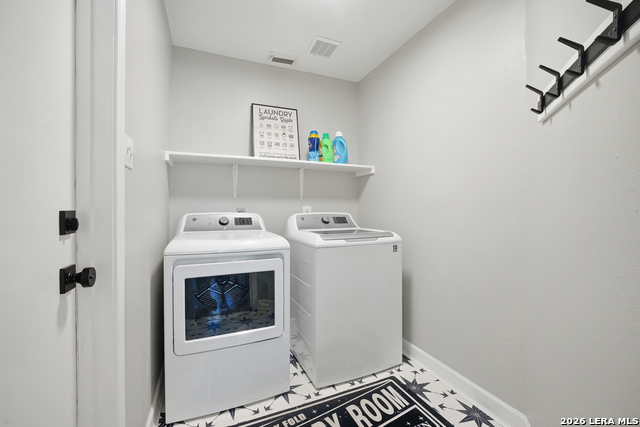 Image 23 of 36 For 7658 Heathridge