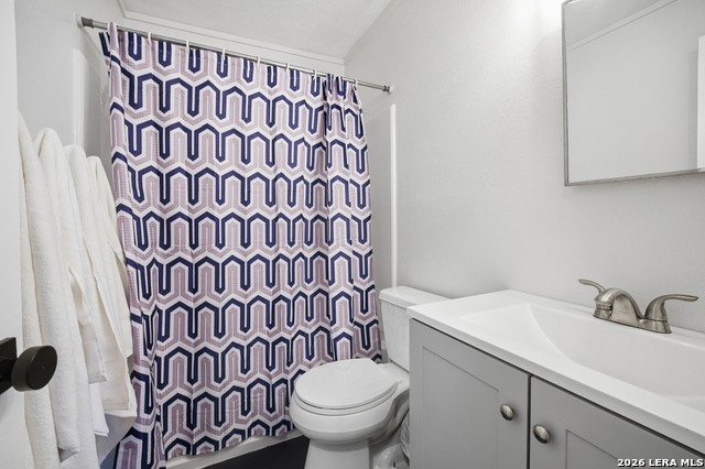 Image 29 of 36 For 7658 Heathridge