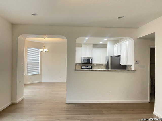 Image 24 of 27 For 7746 Heavenly Arbor