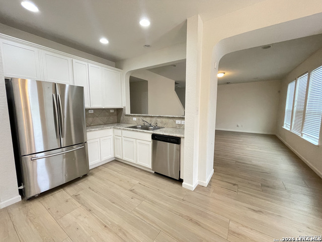 Image 9 of 27 For 7746 Heavenly Arbor