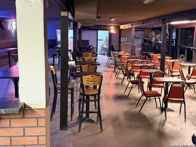 Image 12 of 46 For 3239 Commerce St. W