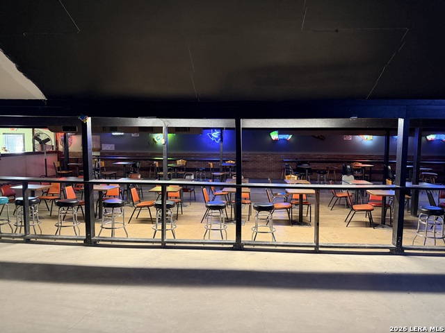 Image 28 of 46 For 3239 Commerce St. W