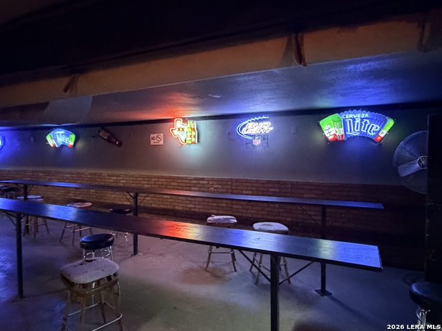 Image 30 of 46 For 3239 Commerce St. W