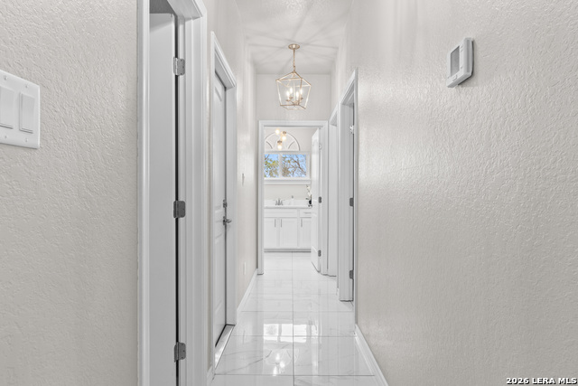 Image 19 of 31 For 8116 Ventura