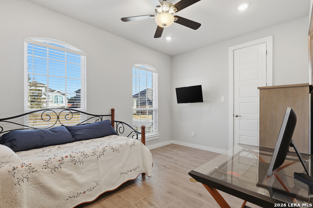 Image 11 of 30 For 106 Branson Falls