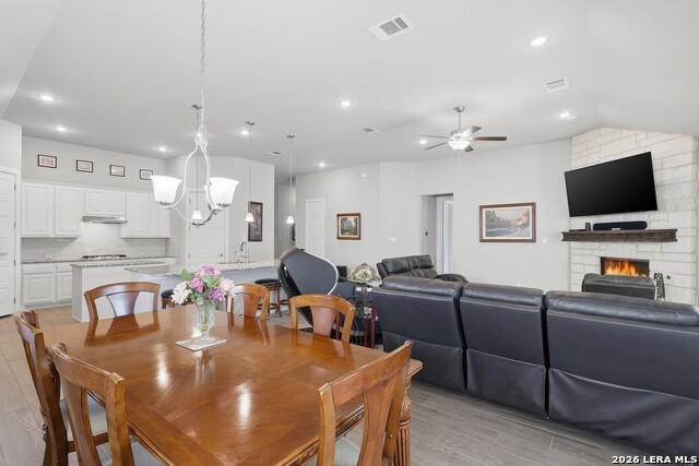 Image 16 of 30 For 106 Branson Falls