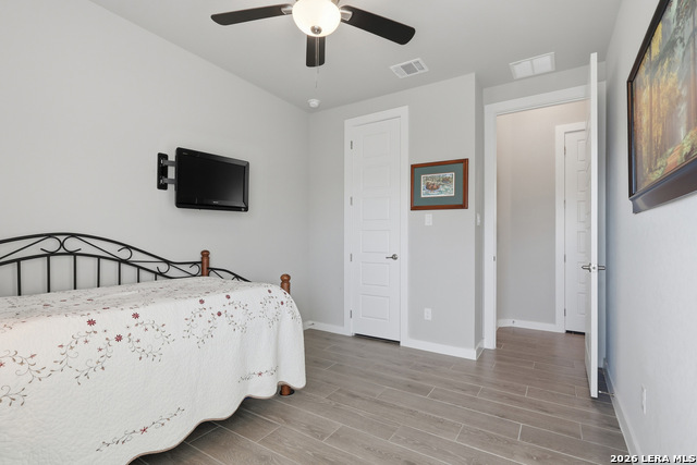 Image 26 of 30 For 106 Branson Falls