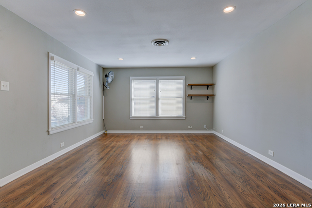 Image 24 of 34 For 118 Bethany  