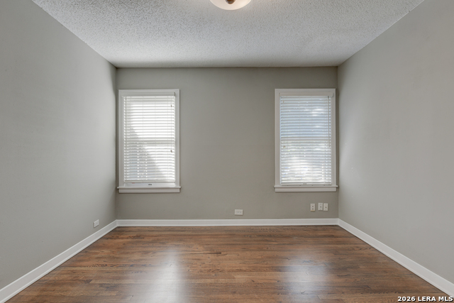 Image 29 of 34 For 118 Bethany  