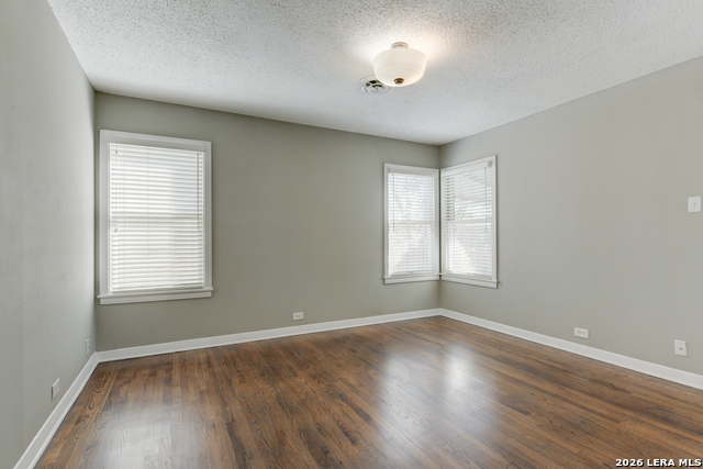 Image 30 of 34 For 118 Bethany  