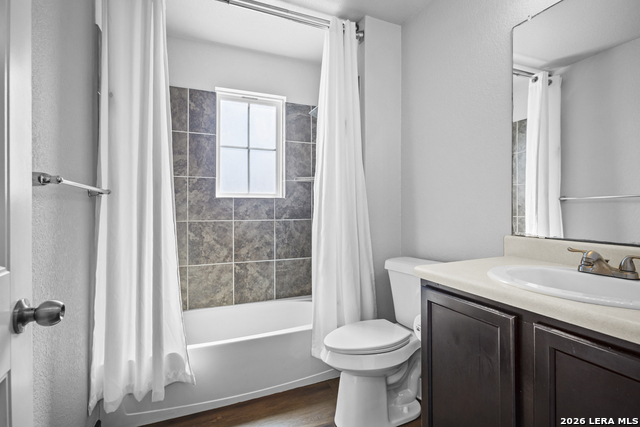 Image 28 of 35 For 8911 Quihi  