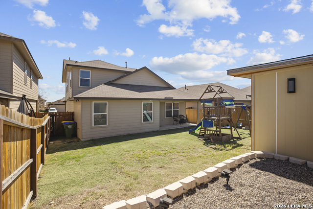 Image 33 of 35 For 8911 Quihi  