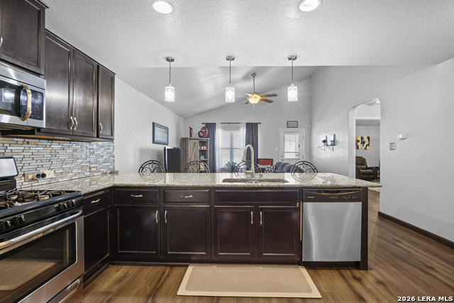 Image 8 of 35 For 8911 Quihi  