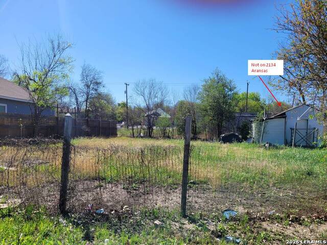 Image 3 of 13 For 2134 Aransas Ave