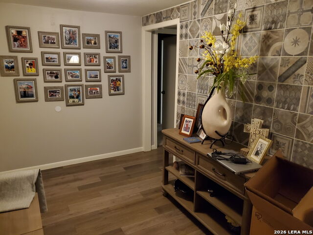 Image 23 of 30 For 3678 Hidden  15-02