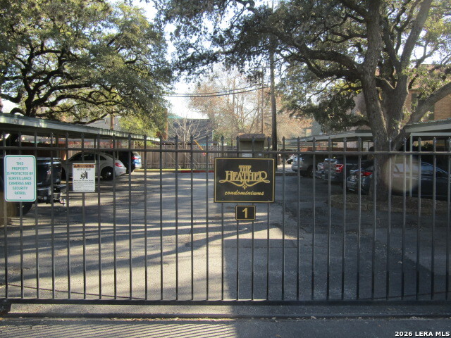 Image 30 of 30 For 3678 Hidden  15-02