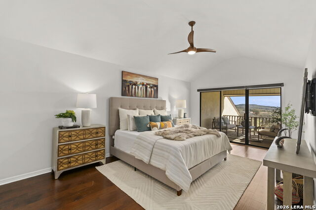 Image 18 of 36 For 105 E Tapatio Dr