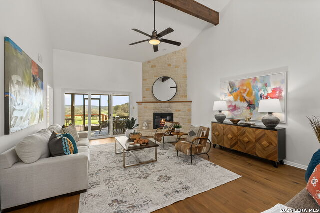 Image 5 of 36 For 105 E Tapatio Dr