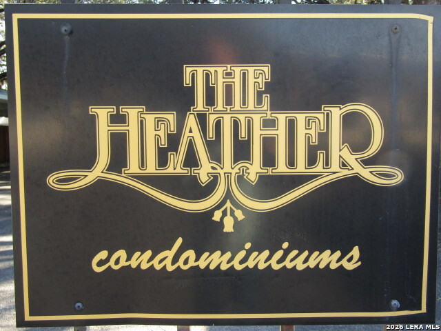 Image 29 of 30 For 3678 Hidden  15-02