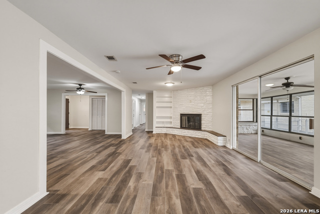 Image 14 of 36 For 630 Rocklyn  