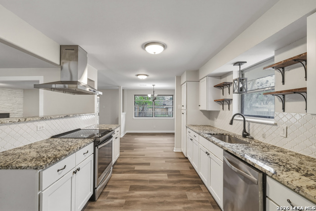 Image 17 of 36 For 630 Rocklyn  