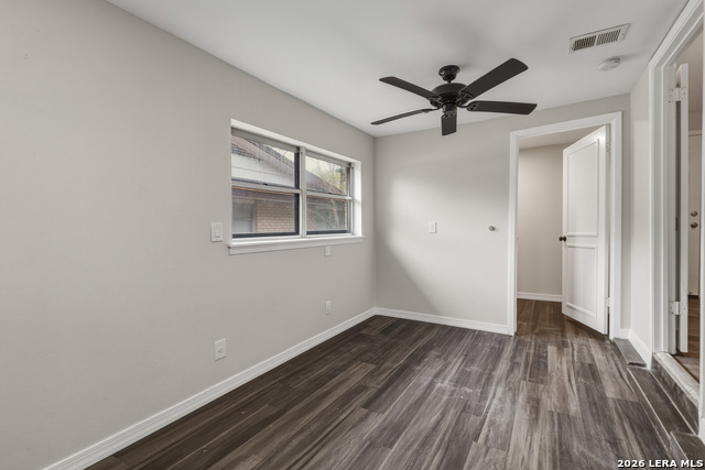 Image 21 of 36 For 630 Rocklyn  