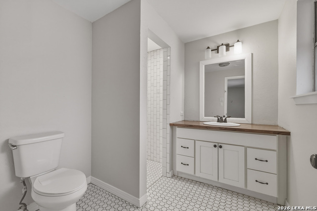 Image 24 of 36 For 630 Rocklyn  