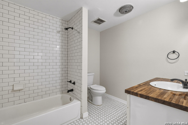 Image 28 of 36 For 630 Rocklyn  