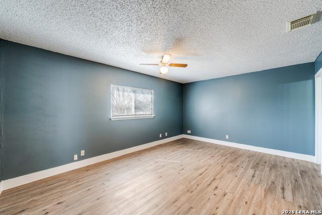 Image 17 of 41 For 5866 Summer Fest