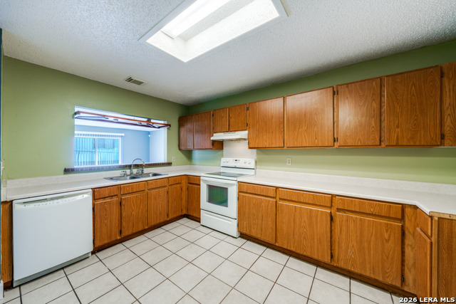 Image 23 of 41 For 5866 Summer Fest