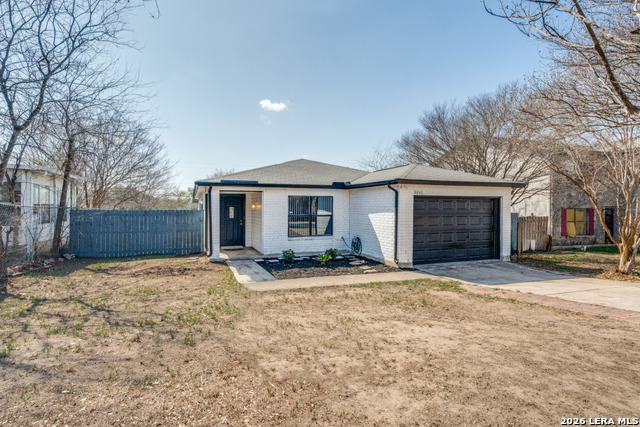 Image 5 of 41 For 5866 Summer Fest