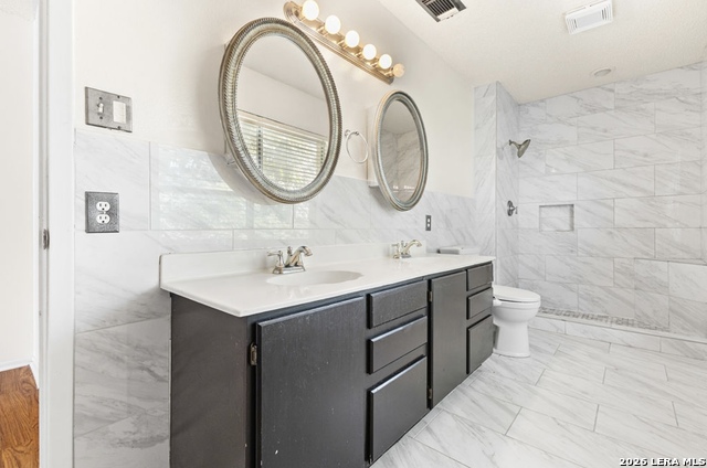 Listing photo id 22 for 9806 Kelton  