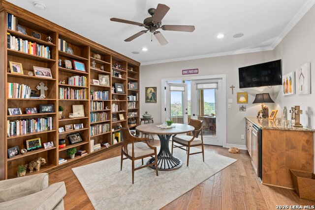 Image 12 of 48 For 136 Park Ridge