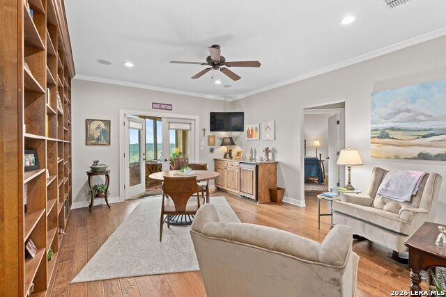 Image 13 of 48 For 136 Park Ridge