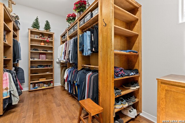 Image 22 of 48 For 136 Park Ridge