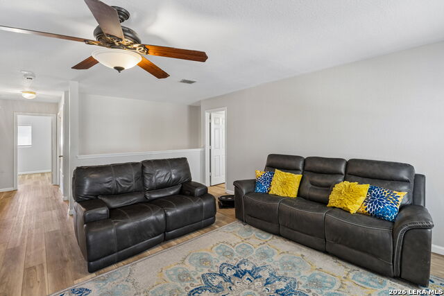 Image 20 of 40 For 12822 Sicily